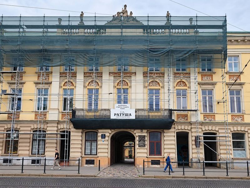 Сітка затіняюча фасадна для будівельних риштувань 3х50 м (150 м&sup2;) 118866456 фото